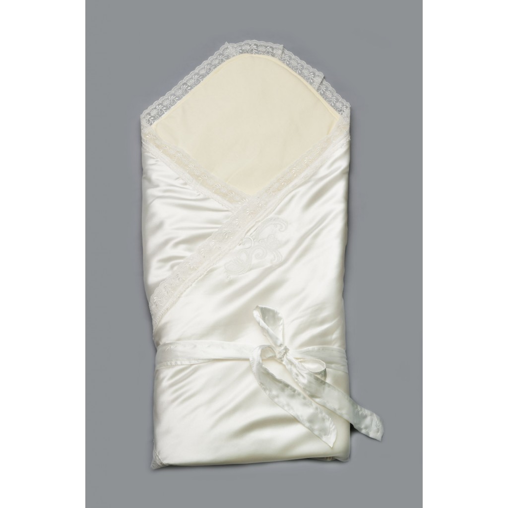 Конверт-одеяло нарядное на выписку для новорожденных (молочный)