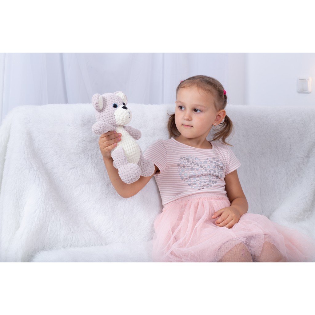 Вязаный плюшевый мишка (игрушка ручной работы)